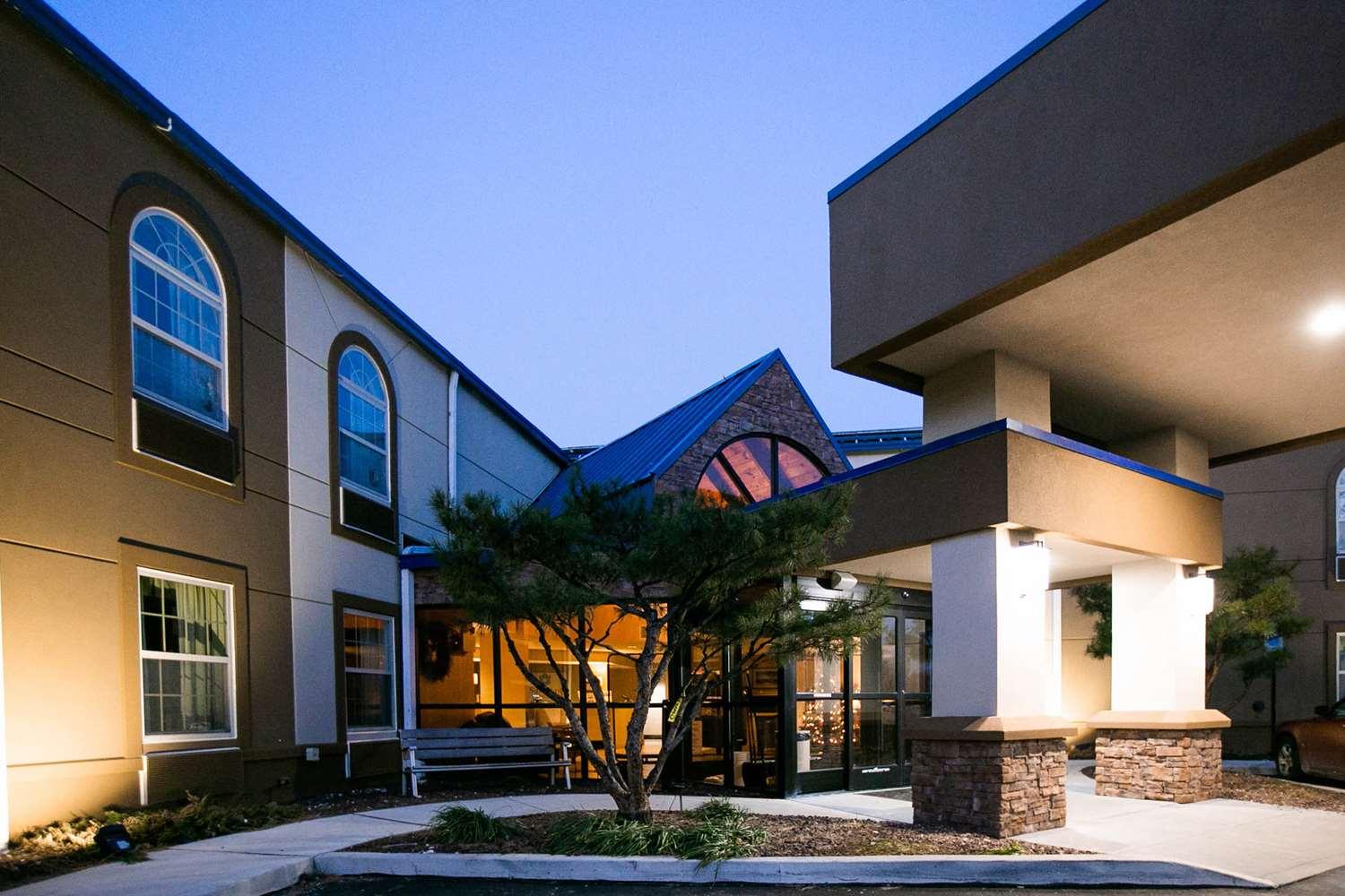 Surestay Plus Hotel By Best Western Elizabethtown Hershey Eksteriør bilde