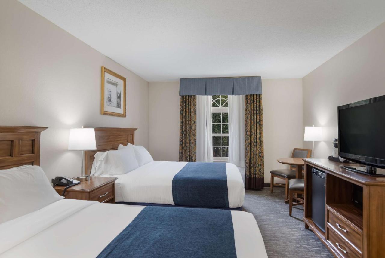 Surestay Plus Hotel By Best Western Elizabethtown Hershey Eksteriør bilde